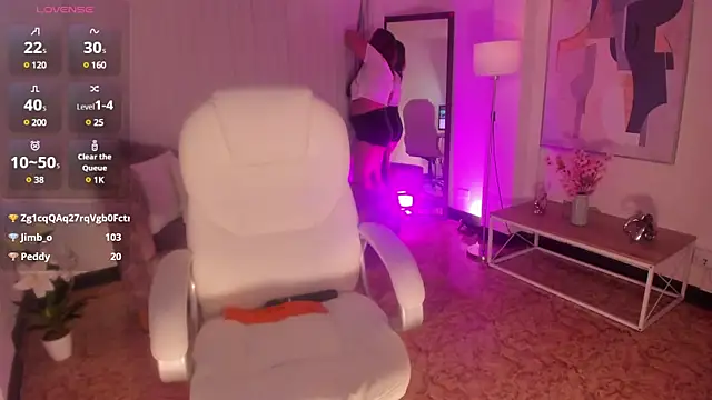 Aida adams online show from March 12, 2025, 2:20 am