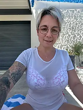 Snapshot of marinella07 chatting on July 19, 2026, 10:34 am marinella07 online show from July 19, 2026, 10:34 am