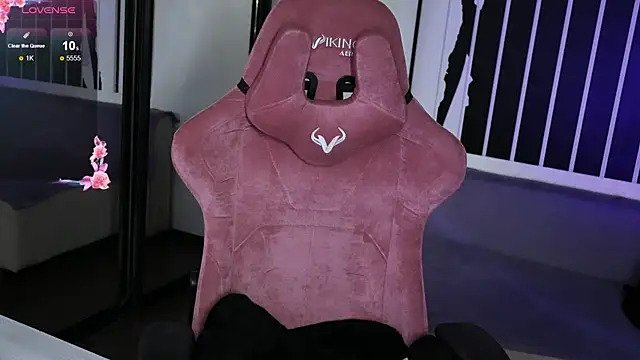 Snapshot of prettybones chatting on October 13, 2025, 9:05 pm prettybones online show from October 13, 2025, 9:05 pm