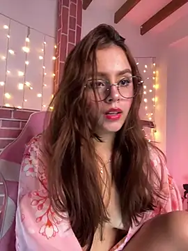 Snapshot of Juanelopez1 chatting on January 12, 2026, 1:12 am Juanelopez1 online show from January 12, 2026, 1:12 am