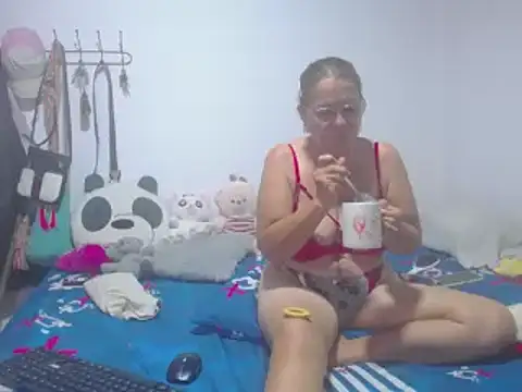 Snapshot of Stepmom_slut_50 chatting on March 21, 2025, 12:07 am Stepmom slut 50 online show from March 21, 2025, 12:07 am