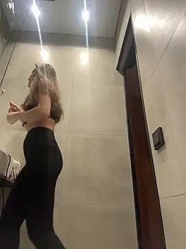 Daddysgirl 777 online show from November 29, 2025, 4:12 am