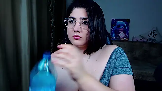 Snapshot of Crazy_Bunya chatting on December 16, 2024, 1:43 pm Crazy Bunya online show from December 16, 2024, 1:43 pm