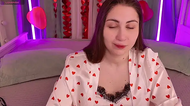 Snapshot of WinryRoss chatting on February 11, 2026, 4:56 am WinryRoss online show from February 11, 2026, 4:56 am