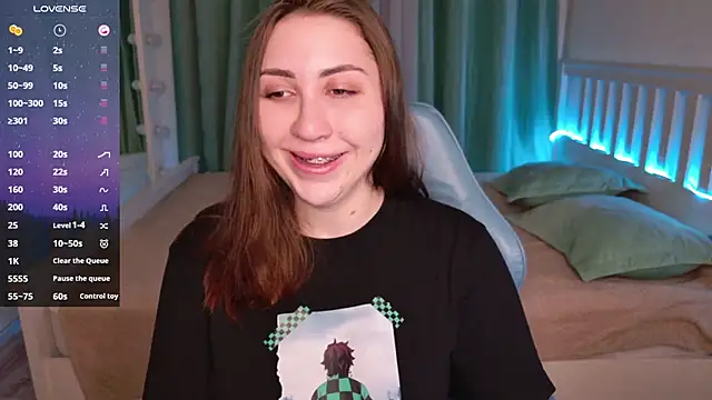 Snapshot of WinryRoss chatting on March 23, 2025, 4:27 am WinryRoss online show from March 23, 2025, 4:27 am