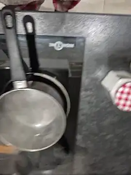 Snapshot of SexyErola27 chatting on January 14, 2026, 9:13 am SexyErola27 online show from January 14, 2026, 9:13 am