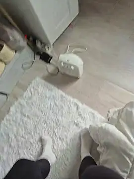 Snapshot of SexyErola27 chatting on January 15, 2026, 1:36 pm SexyErola27 online show from January 15, 2026, 1:36 pm