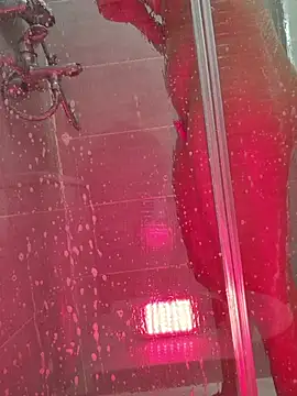 Snapshot of SexyErola27 chatting on February 5, 2026, 8:10 am SexyErola27 online show from February 5, 2026, 8:10 am