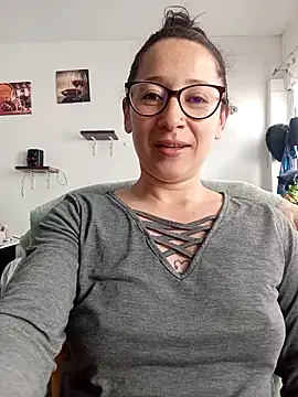 emilypoppy3 online show from February 27, 2026, 8:30 pm