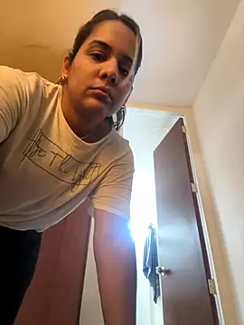 DeboraEvans online show from October 29, 2025, 3:22 pm