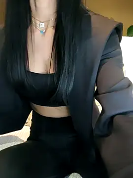 Melody87 online show from October 6, 2025, 8:09 pm