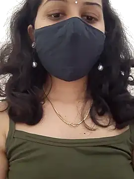 Snapshot of Angleannie chatting on October 16, 2025, 4:10 am Angleannie online show from October 16, 2025, 4:10 am