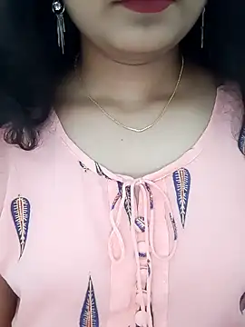 Snapshot of Angleannie chatting on October 2, 2025, 3:59 pm Angleannie online show from October 2, 2025, 3:59 pm