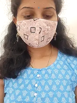 Snapshot of Angleannie chatting on October 28, 2025, 2:27 pm Angleannie online show from October 28, 2025, 2:27 pm