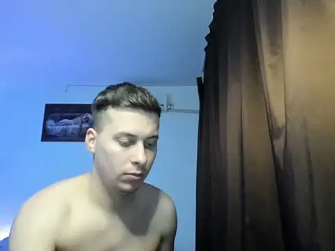 Snapshot of Dreamboy24 chatting on January 14, 2026, 10:24 pm Dreamboy24 online show from January 14, 2026, 10:24 pm