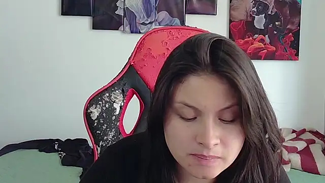 jessica gomez online show from November 10, 2025, 8:36 pm