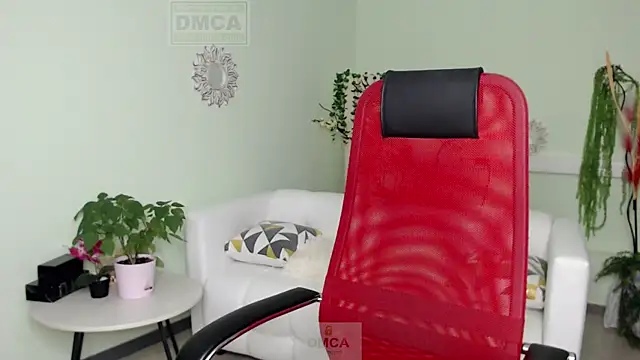 Lily flower7 online show from October 17, 2025, 4:49 am