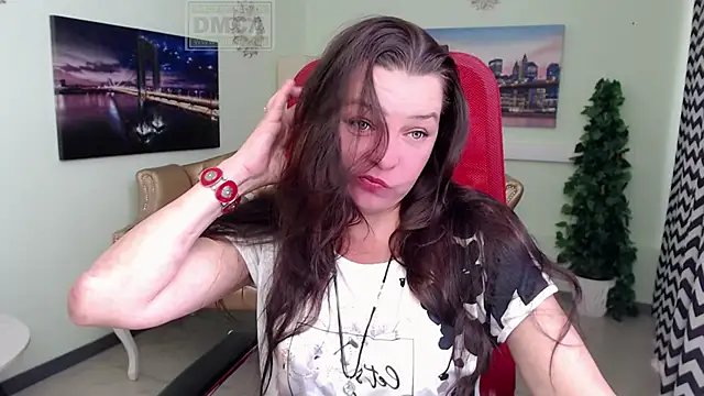 Snapshot of Lily_flower7 chatting on June 18, 2026, 6:45 am Lily flower7 online show from June 18, 2026, 6:45 am