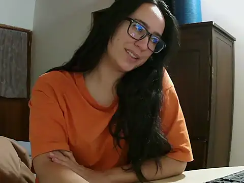 brittanycheeks online show from October 29, 2025, 11:03 pm