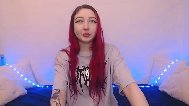 Snapshot of Emily_hardcore chatting on February 6, 2025, 11:15 pm Emily hardcore online show from February 6, 2025, 11:15 pm