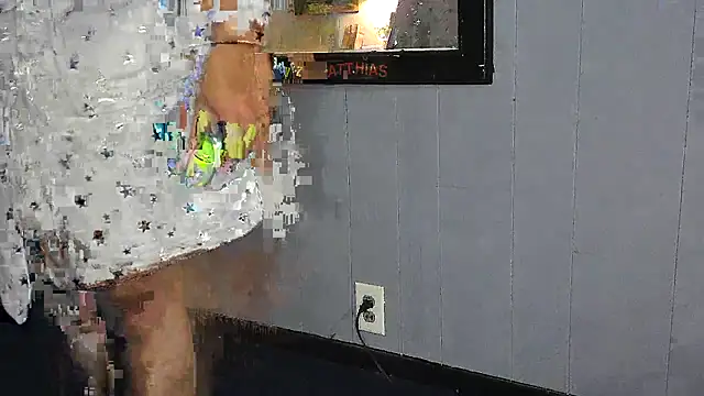 Snapshot of samone9 chatting on February 2, 2025, 2:38 am samone9 online show from February 2, 2025, 2:38 am