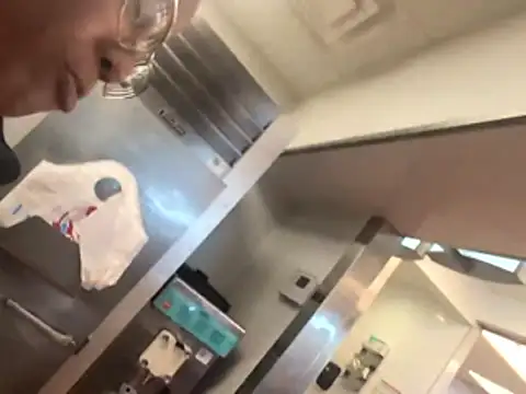 Snapshot of samone9 chatting on February 8, 2026, 9:12 pm samone9 online show from February 8, 2026, 9:12 pm