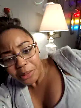 Snapshot of samone9 chatting on March 2, 2025, 5:23 am samone9 online show from March 2, 2025, 5:23 am