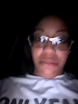 Snapshot of samone9 chatting on May 3, 2026, 2:38 am samone9 online show from May 3, 2026, 2:38 am