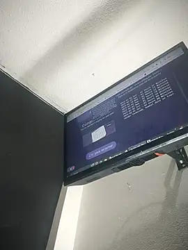 curvy cutie online show from March 7, 2025, 1:31 am