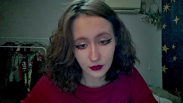 JoannaTompson online show from July 27, 2026, 11:01 pm