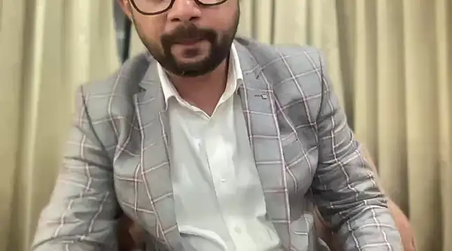 Snapshot of slavekinky001 chatting on January 10, 2025, 8:37 pm slavekinky001 online show from January 10, 2025, 8:37 pm