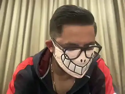 Snapshot of slavekinky001 chatting on January 3, 2025, 8:01 pm slavekinky001 online show from January 3, 2025, 8:01 pm