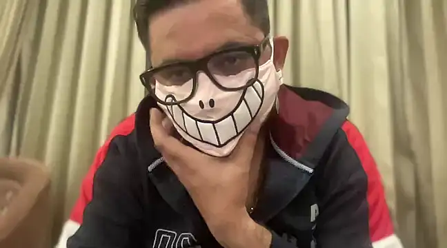 Snapshot of slavekinky001 chatting on January 5, 2025, 7:28 pm slavekinky001 online show from January 5, 2025, 7:28 pm