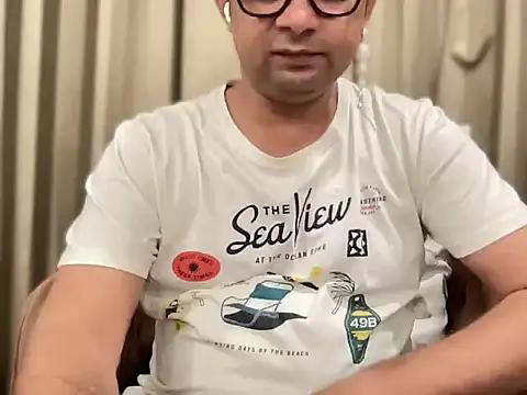 Snapshot of slavekinky001 chatting on October 29, 2025, 7:57 pm slavekinky001 online show from October 29, 2025, 7:57 pm