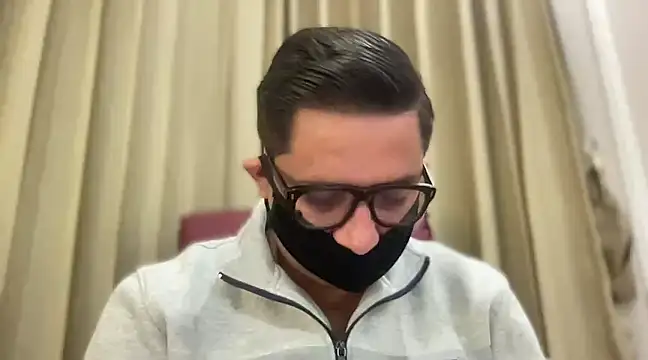 Snapshot of slavekinky001 chatting on February 13, 2025, 7:31 pm slavekinky001 online show from February 13, 2025, 7:31 pm