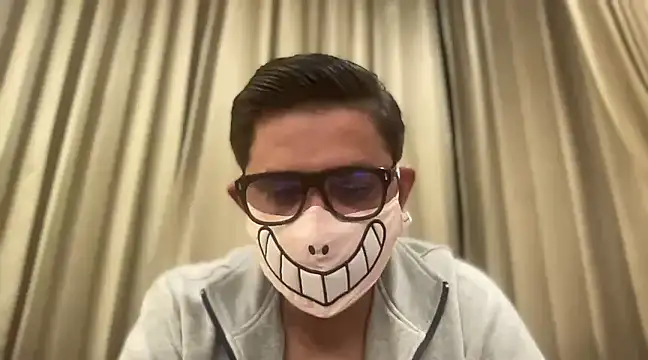 Snapshot of slavekinky001 chatting on December 31, 2024, 8:56 pm slavekinky001 online show from December 31, 2024, 8:56 pm