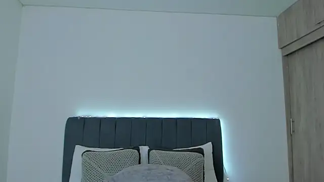 Snapshot of im_sarah34 chatting on April 10, 2026, 4:52 am im sarah34 online show from April 10, 2026, 4:52 am