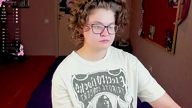 Snapshot of Sashy_Way chatting on January 23, 2025, 1:13 pm Sashy Way online show from January 23, 2025, 1:13 pm