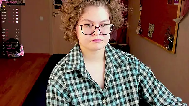 Snapshot of Sashy_Way chatting on January 6, 2025, 10:24 am Sashy Way online show from January 6, 2025, 10:24 am