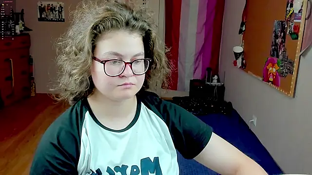 Snapshot of Sashy_Way chatting on September 8, 2025, 9:03 pm Sashy Way online show from September 8, 2025, 9:03 pm