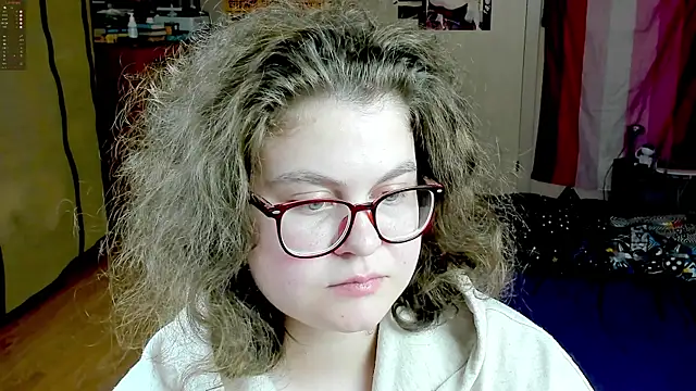 Snapshot of Sashy_Way chatting on October 11, 2025, 8:32 pm Sashy Way online show from October 11, 2025, 8:32 pm