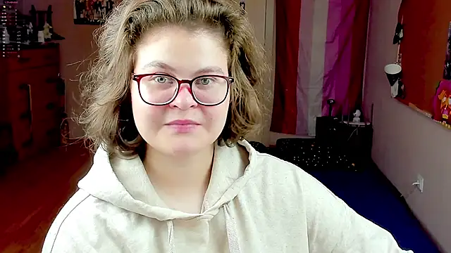 Snapshot of Sashy_Way chatting on September 12, 2025, 9:25 pm Sashy Way online show from September 12, 2025, 9:25 pm