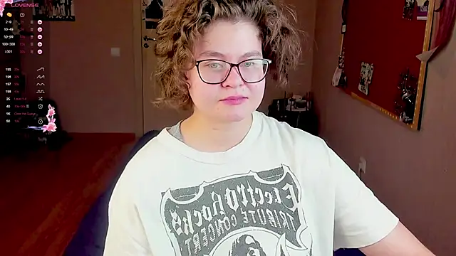 Snapshot of Sashy_Way chatting on January 23, 2025, 7:18 pm Sashy Way online show from January 23, 2025, 7:18 pm