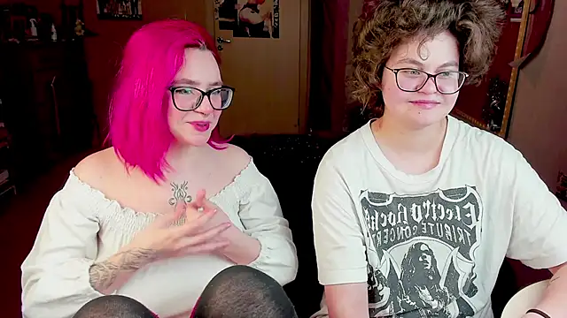 Snapshot of Sashy_Way chatting on January 25, 2025, 11:23 am Sashy Way online show from January 25, 2025, 11:23 am