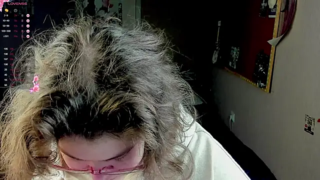 Snapshot of Sashy_Way chatting on January 18, 2025, 3:59 pm Sashy Way online show from January 18, 2025, 3:59 pm