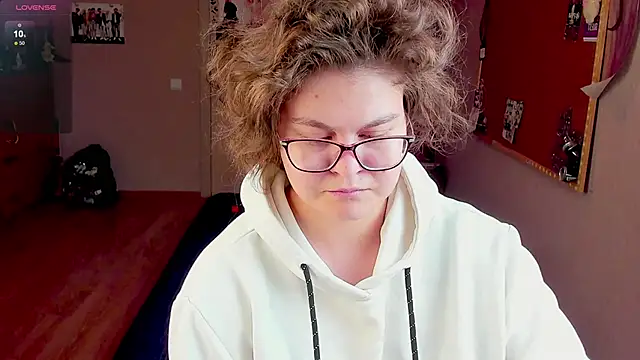 Snapshot of Sashy_Way chatting on January 3, 2025, 3:16 am Sashy Way online show from January 3, 2025, 3:16 am