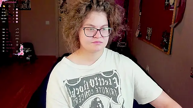 Snapshot of Sashy_Way chatting on January 26, 2025, 1:58 pm Sashy Way online show from January 26, 2025, 1:58 pm