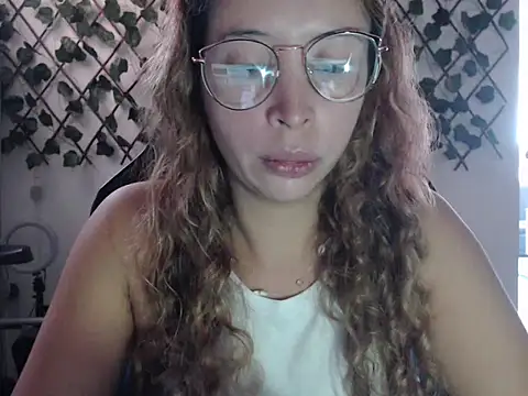 Snapshot of jeiana4u chatting on April 28, 2026, 4:00 pm jeiana4u online show from April 28, 2026, 4:00 pm