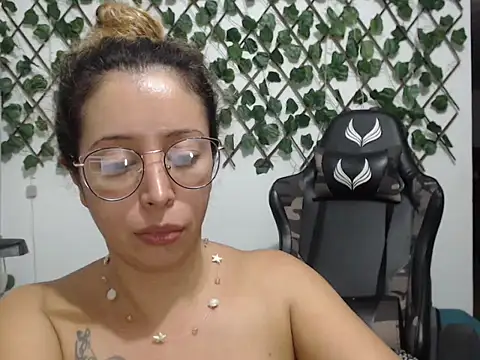 Snapshot of jeiana4u chatting on April 28, 2026, 2:49 am jeiana4u online show from April 28, 2026, 2:49 am
