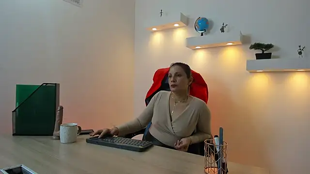 Snapshot of ada_mclaine chatting on March 21, 2026, 11:58 am ada mclaine online show from March 21, 2026, 11:58 am